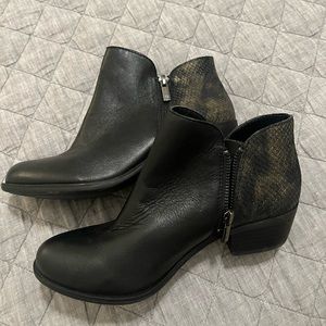 Worn once lucky brand black ankle boots